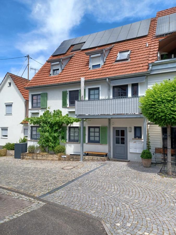 Giebelzimmer Mit Weinbergblick Stetten  Екстер'єр фото